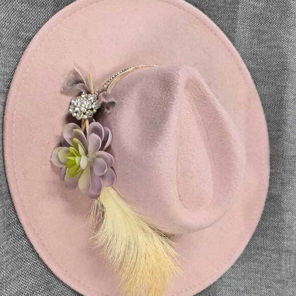 One-of-a-Kind Western Cowgirl Hat – Handmade & Adjustable display picture 2